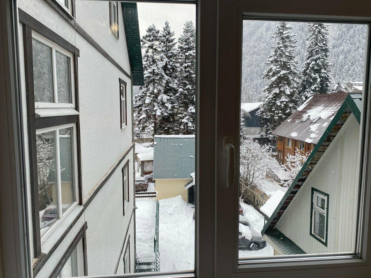 Отель Горский Дом Домбай