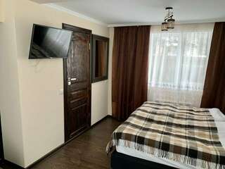 Отель Горский Дом Домбай Четырехместный номер-2