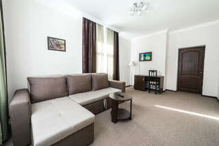 Отель Горский Дом Домбай Люкс-4