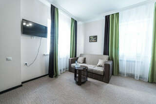 Отель Горский Дом Домбай Стандартный трехместный номер-4