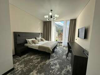 Отель Горский Дом Домбай Полулюкс-1